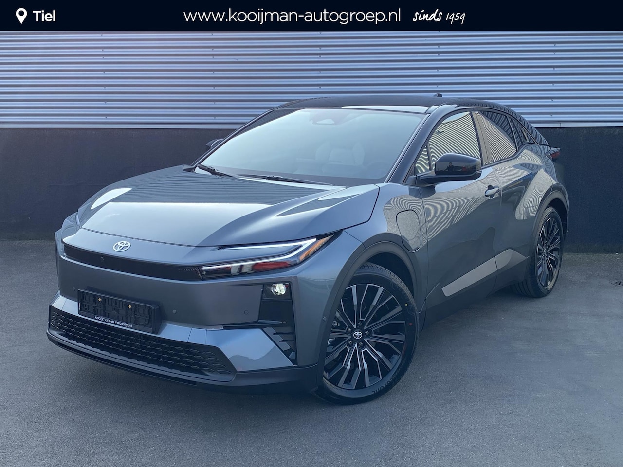 Toyota C-HR - Executive AWD 77 kWh ACTIE! SNEL RIJDEN! Nu €2.000,- voordeel! Nu extra scherp geprijsd! 0 - AutoWereld.nl