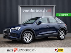 Audi Q3 - 45 TFSI e edition 245pk | Trekhaak | Stoelverwarming | Carplay | Adaptive cruise