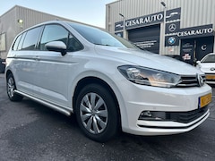 Volkswagen Touran - 2.0 TDI SCR AUTOMAAT / DEALER ONDERHOUDEN