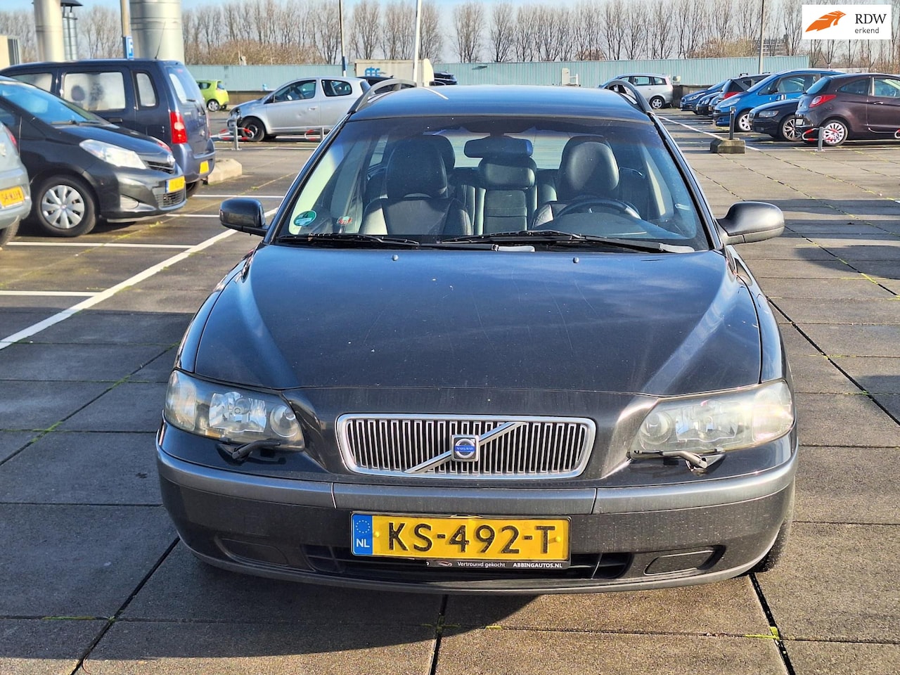 Volvo V70 - €1849,- Apk 2027 , Rijd Goed !! - AutoWereld.nl