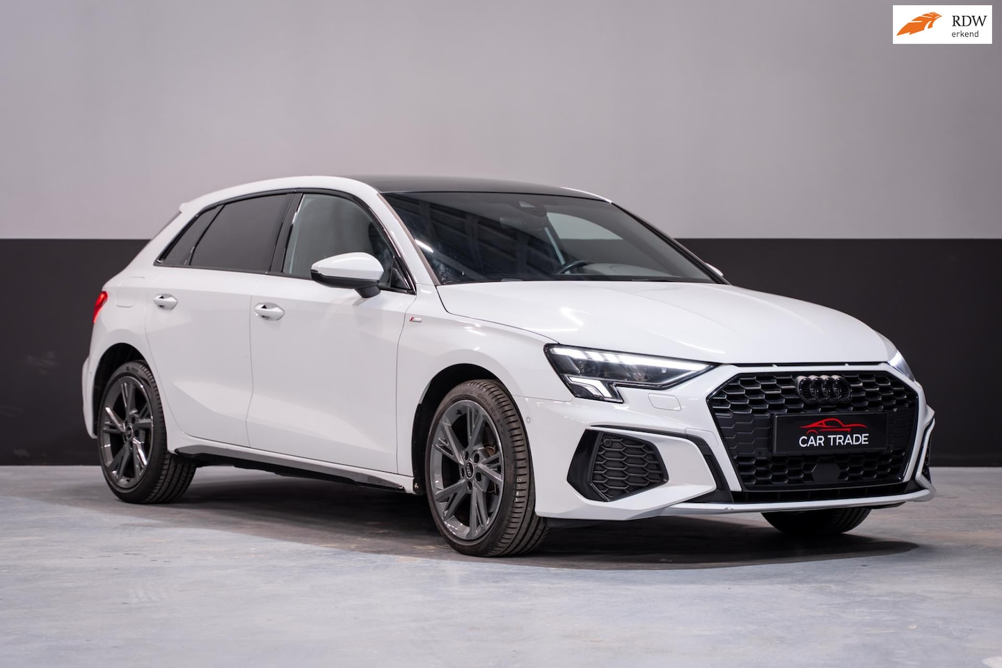 Audi A3 Sportback - 40 TFSI e Advanced edition 40 TFSI e Advanced edition - AutoWereld.nl