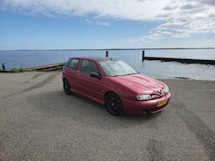 Alfa Romeo 145 - 2.0-16V T.Spark QV
