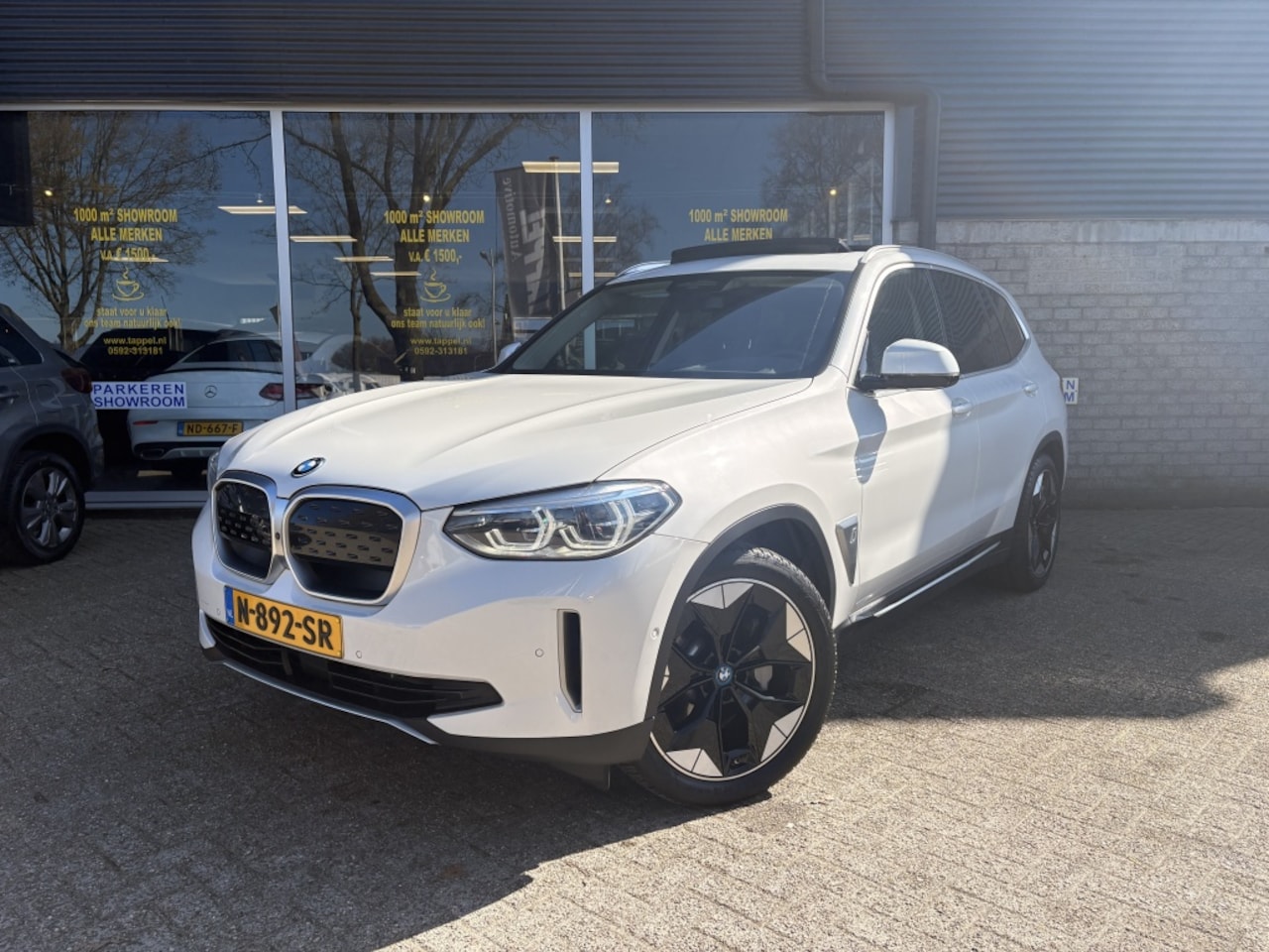 BMW iX3 - High Executive SOH 100%/Pano/ACC/LED/CarPlay/HARMAN KARDON - AutoWereld.nl