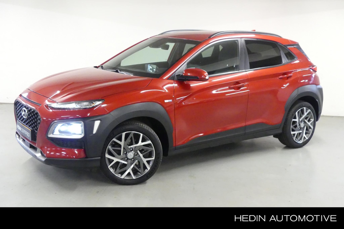 Hyundai Kona - 1.6 GDI HEV Fashion Design Sky | Automaat | Navigatie & Multimedia | Camera | HUD | Lichtm - AutoWereld.nl