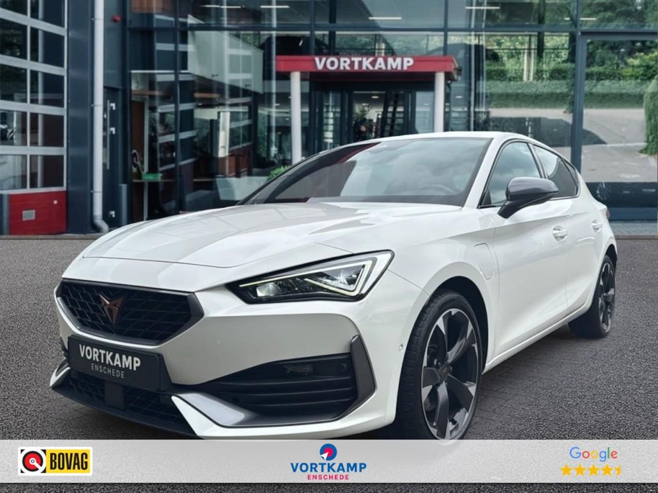 CUPRA Leon - 1.4 TSI DSG E-HYBRID CAMERA/MEMORY/NAVI/CARPLAY/ACC/STOEL-STUURVERW - AutoWereld.nl