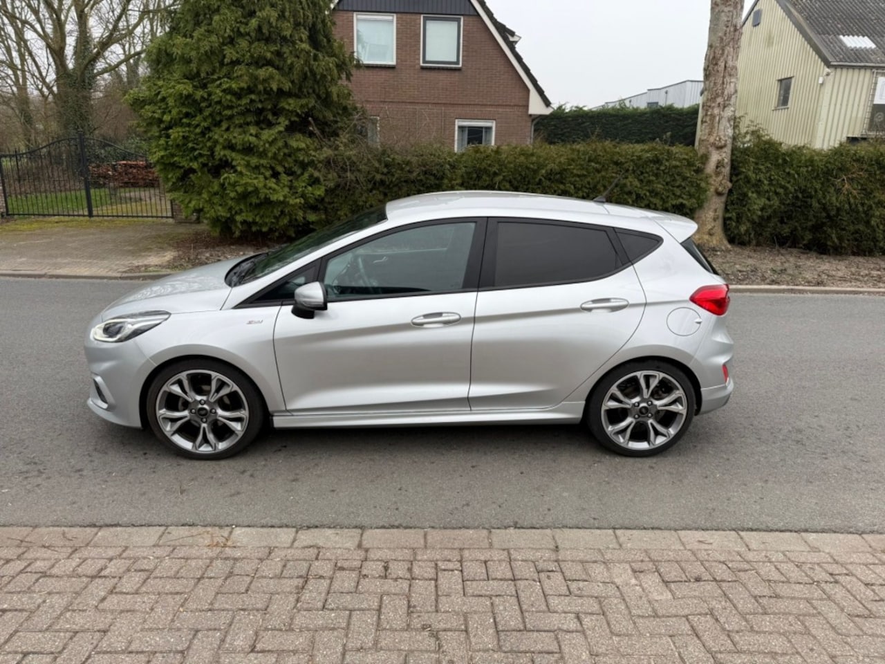 Ford Fiesta - 1.0 EcoBoost ST- Line*apple Carplay/Android*navigatie*cruise*NAP - AutoWereld.nl