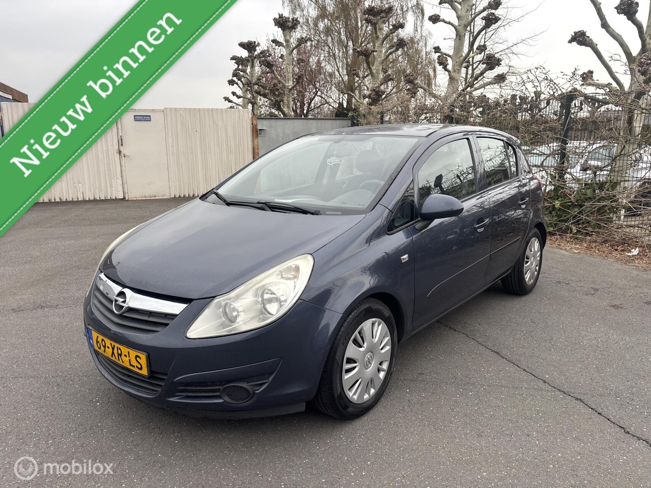 Opel Corsa - 1.4-16V Business 1.4-16V Business Nieuwe Apk - AutoWereld.nl