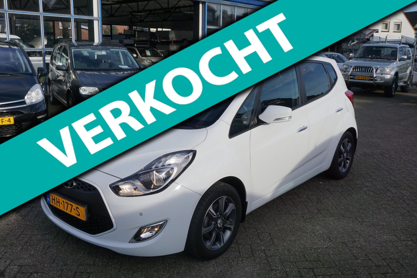 Hyundai ix20 - 1.6i Go! I Automaat 6-traps I Camera I Navi I NL-Auto I - AutoWereld.nl