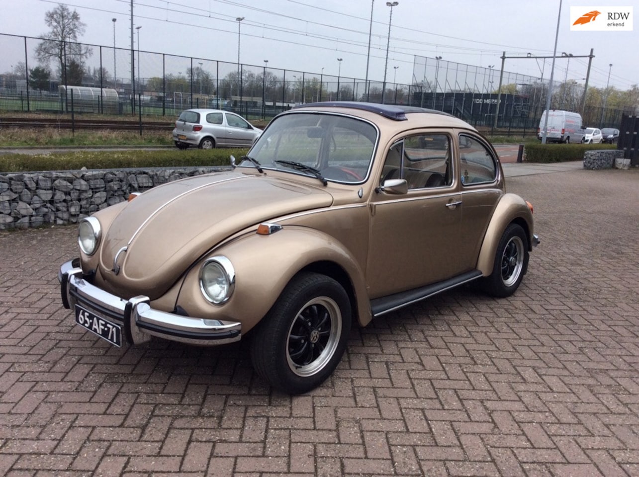 Volkswagen Kever - 1303 LS - Vouwdak - NL Auto - Trekhaak - AutoWereld.nl