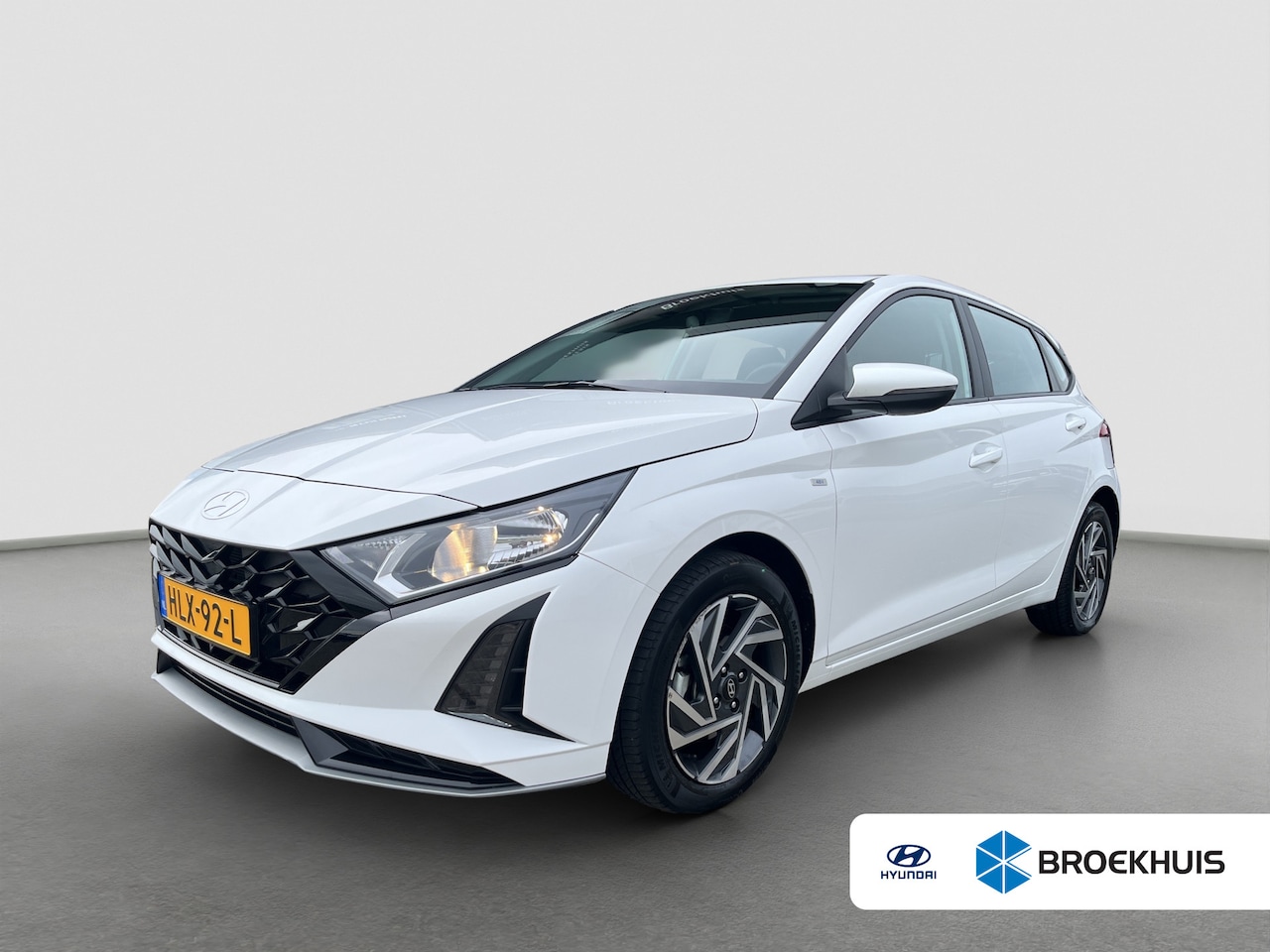 Hyundai i20 - 1.0 T-GDI 100pk Comfort Airco | Camera | Carplay | Bestuurdersstoel in hoogte verstelbaar - AutoWereld.nl