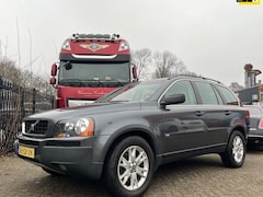 Volvo XC90 - 2.5 T Momentum 5p./NAP/2e Eigenaar/Youngtimer/Trekhaak/Leder/Stoelverwarming/Cruise/Airco/