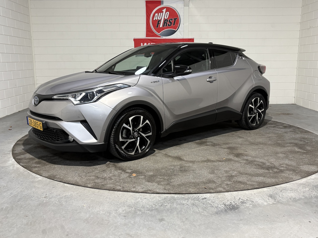 Toyota C-HR - 1.8 Hybrid Style 1.8 Hybrid Style, Leer, JBL, Camera, Trekhaak, Parkeersensoren, NL auto, Isofix, Navi, Blu - AutoWereld.nl