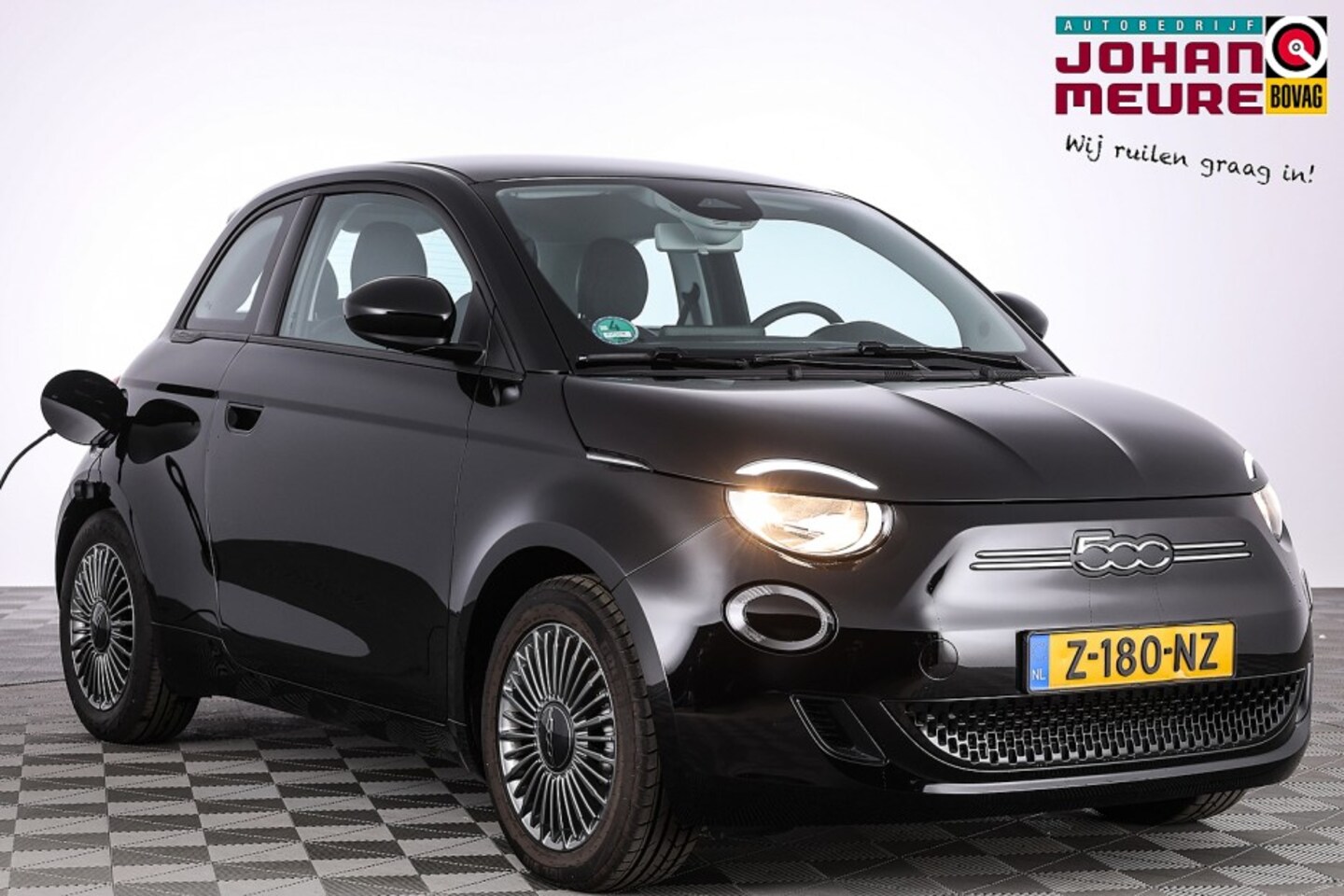 Fiat 500e - Icon 42 kWh | NAVI | ECC | VELGEN | SOH: 94,5% | *GOEDE VRIJDAG + 2e PAASDAG OPEN!* - AutoWereld.nl