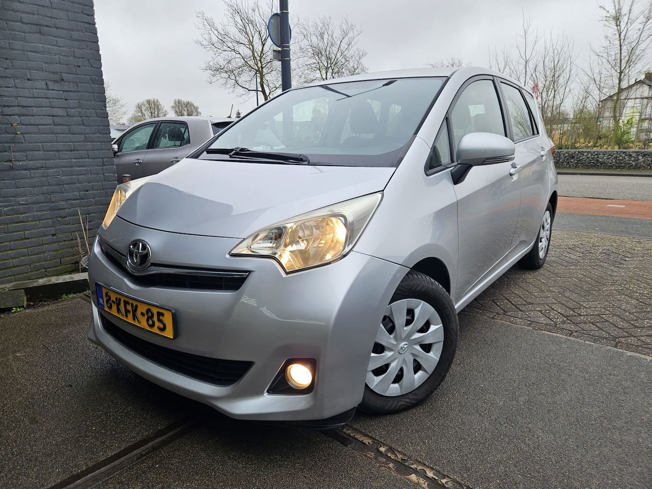 Toyota Verso S - 1.3 VVT-i Aspiration AUTOMAAT GARANTIE - AutoWereld.nl