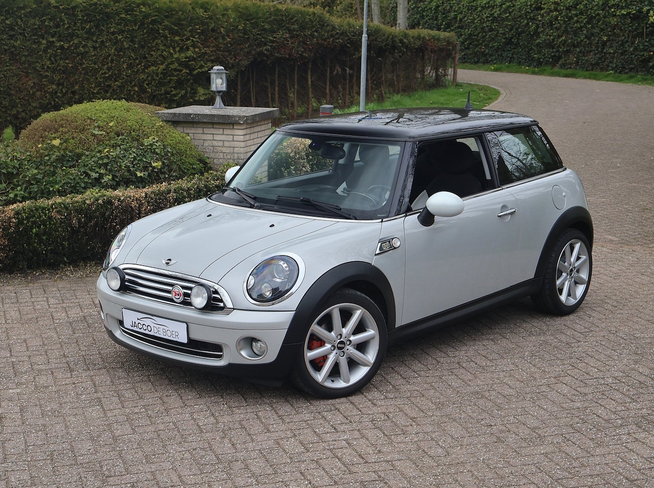 MINI Cooper - Mini 1.6 Camden HarmanKardon/Stoelverwarm - AutoWereld.nl