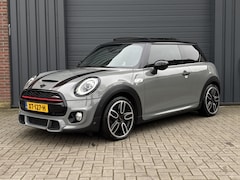 MINI Cooper S - 2.0 Knightsbridge Edition - John Cooper Works - HUD - Camera
