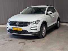 Volkswagen T-Roc - 1.0 TSI 110 pk Style | Apple Carplay | Cruise control Adaptief | Parkeersensoren | LMV |