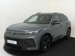 Volkswagen Tiguan - 1.5 eHybrid R-Line Edition 272 pk, Panoramadak, Black Style, 360 graden camera