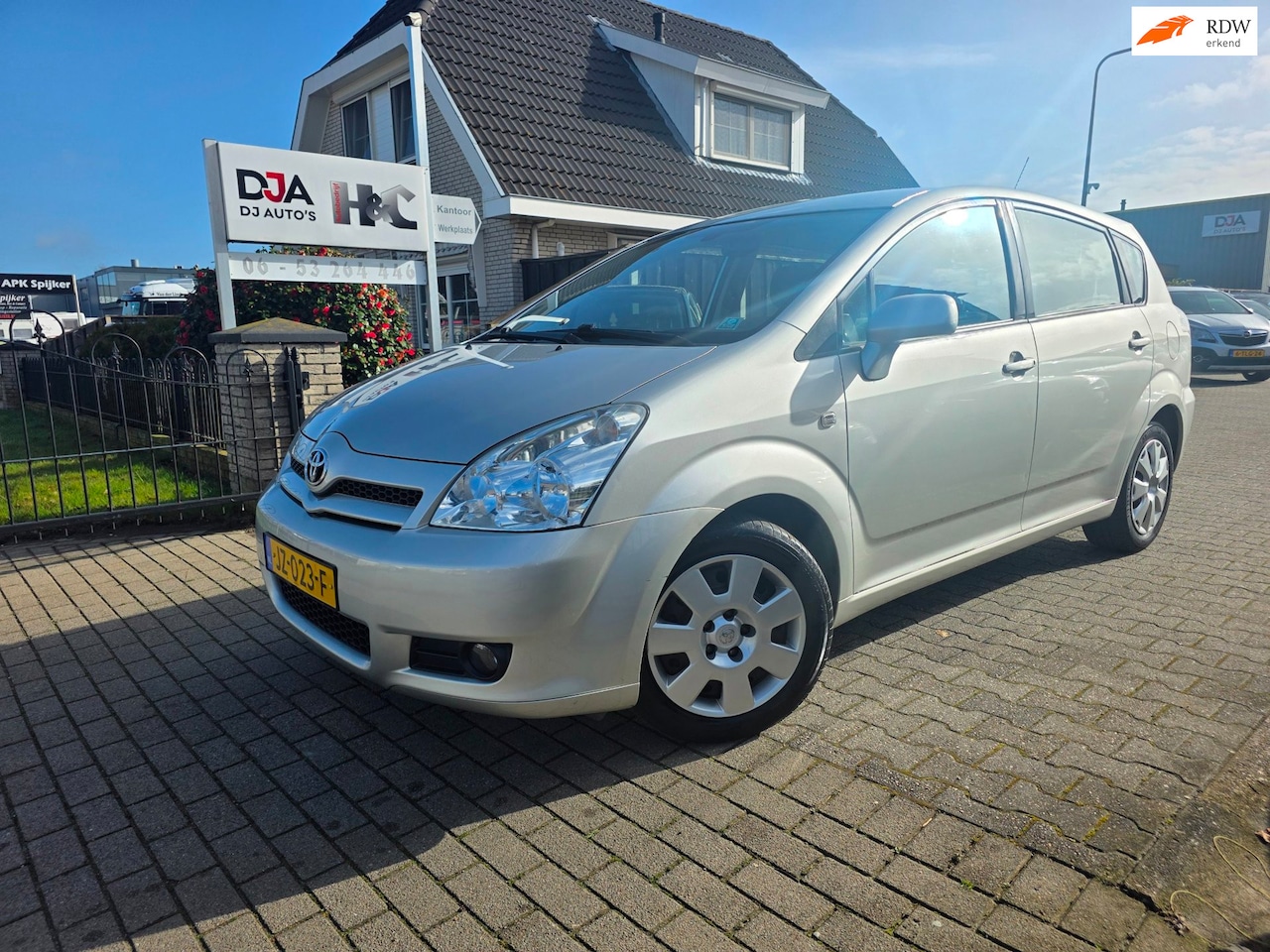 Toyota Verso - 1.8 VVT-i Sol 1.8 VVT-i Sol - AutoWereld.nl