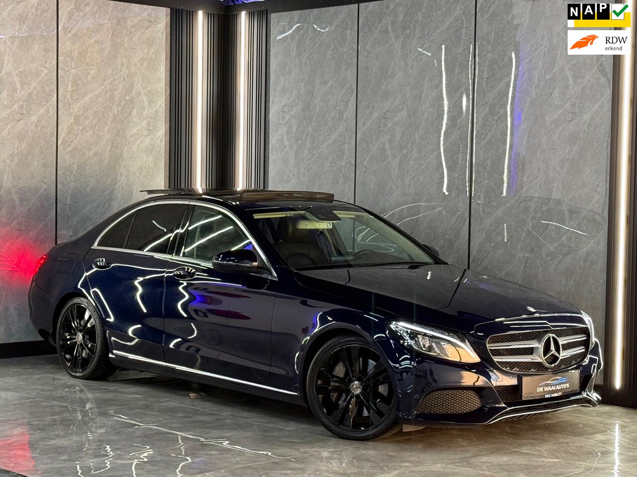 Mercedes-Benz C-klasse - 350 e Pano | Camera | Leer | Burmester | elek. Stoelen | Led | elek. Trekhaak | NAP | Boek - AutoWereld.nl