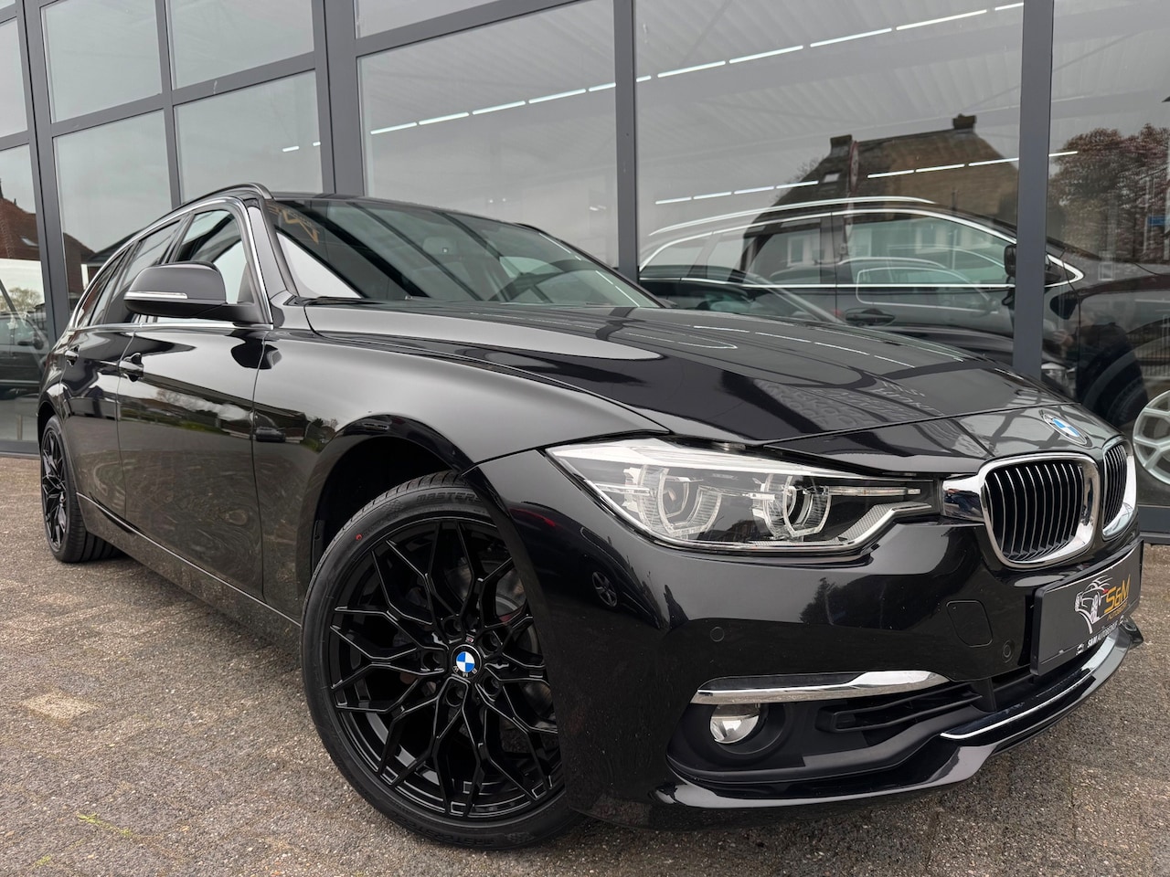 BMW 3-serie Touring - 320i LED| panorama | Automaat - AutoWereld.nl
