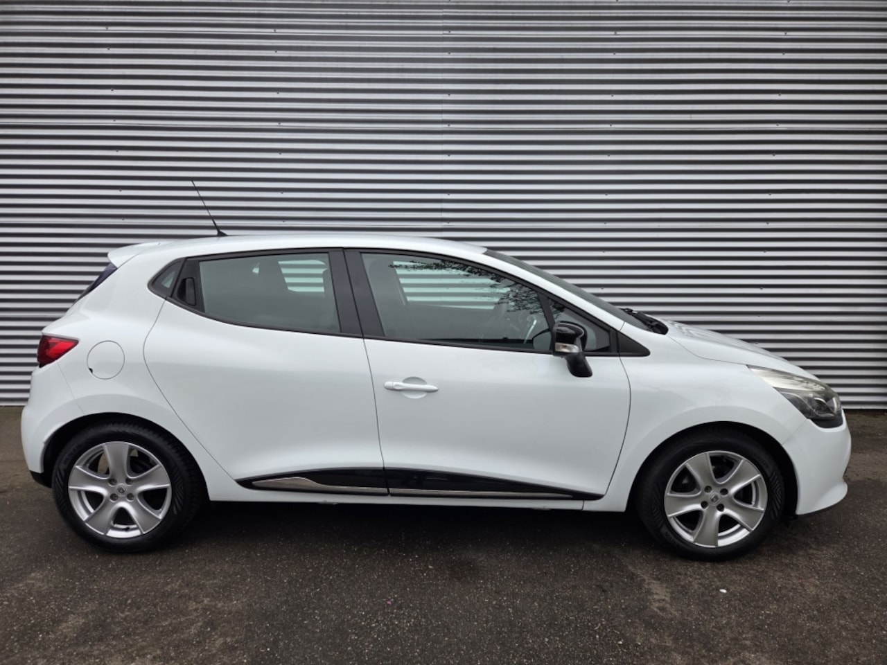 Renault Clio - 1.2 Collection 1.2 Collection - AutoWereld.nl
