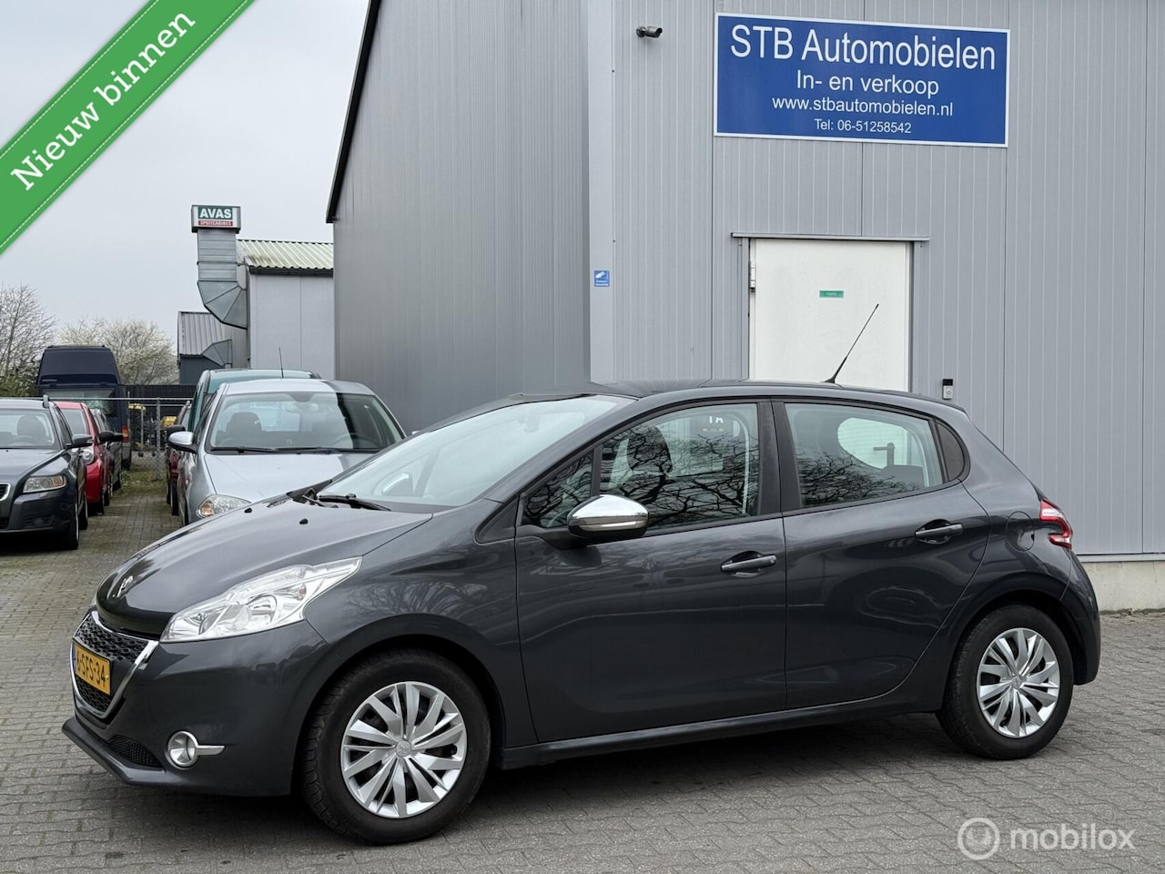 Peugeot 208 - 1.2 Vti Urban Soul 1.2 VTi Urban Soul, Goede staat - AutoWereld.nl