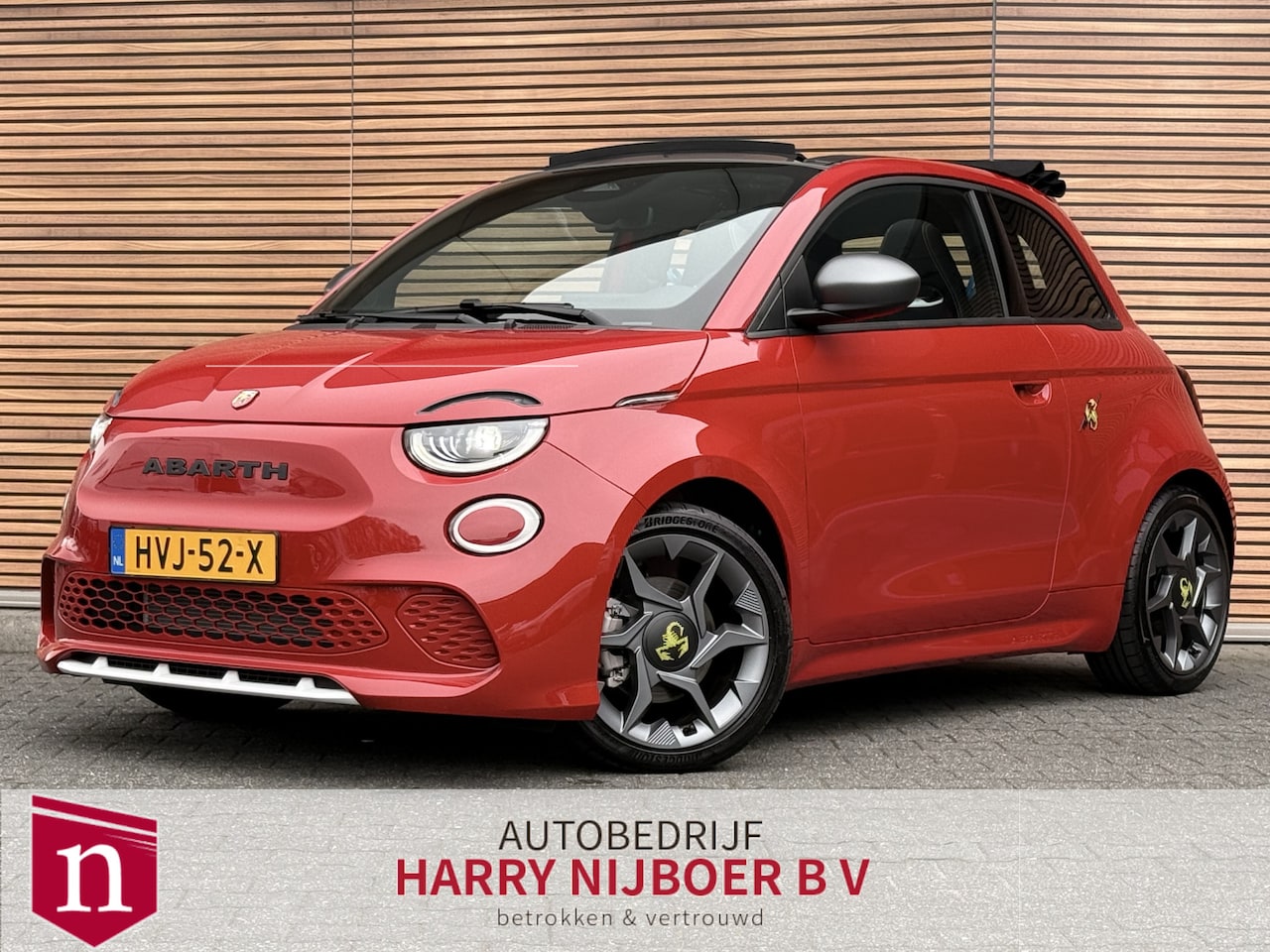 Fiat 500 Abarth - C Urban 42 kWh Camera / Carplay / Navigatie / Clima / Sportstoelen - AutoWereld.nl