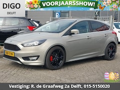 Ford Focus - 1.0 Titanium Sport | Navigatie | Camera | Parkeersensoren | Afn.Trekhaak