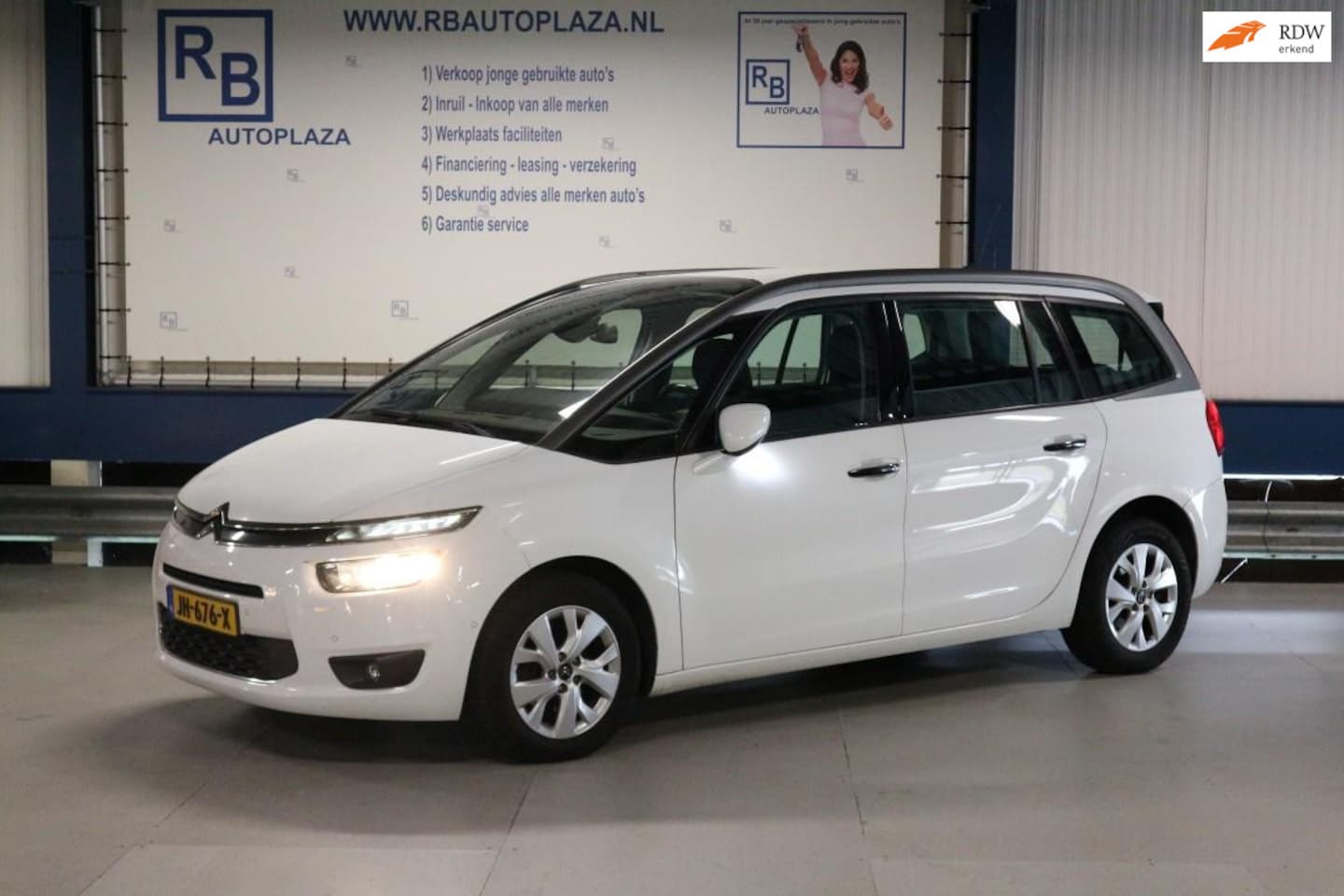 Citroën Grand C4 Picasso - 1.6 VTi Intensive / 12 MND GARANTIE / 7 PERSOONS ! ! ! - AutoWereld.nl