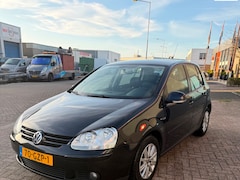 Volkswagen Golf - 1.4 TSI Trendline apk nieuw revisie motor