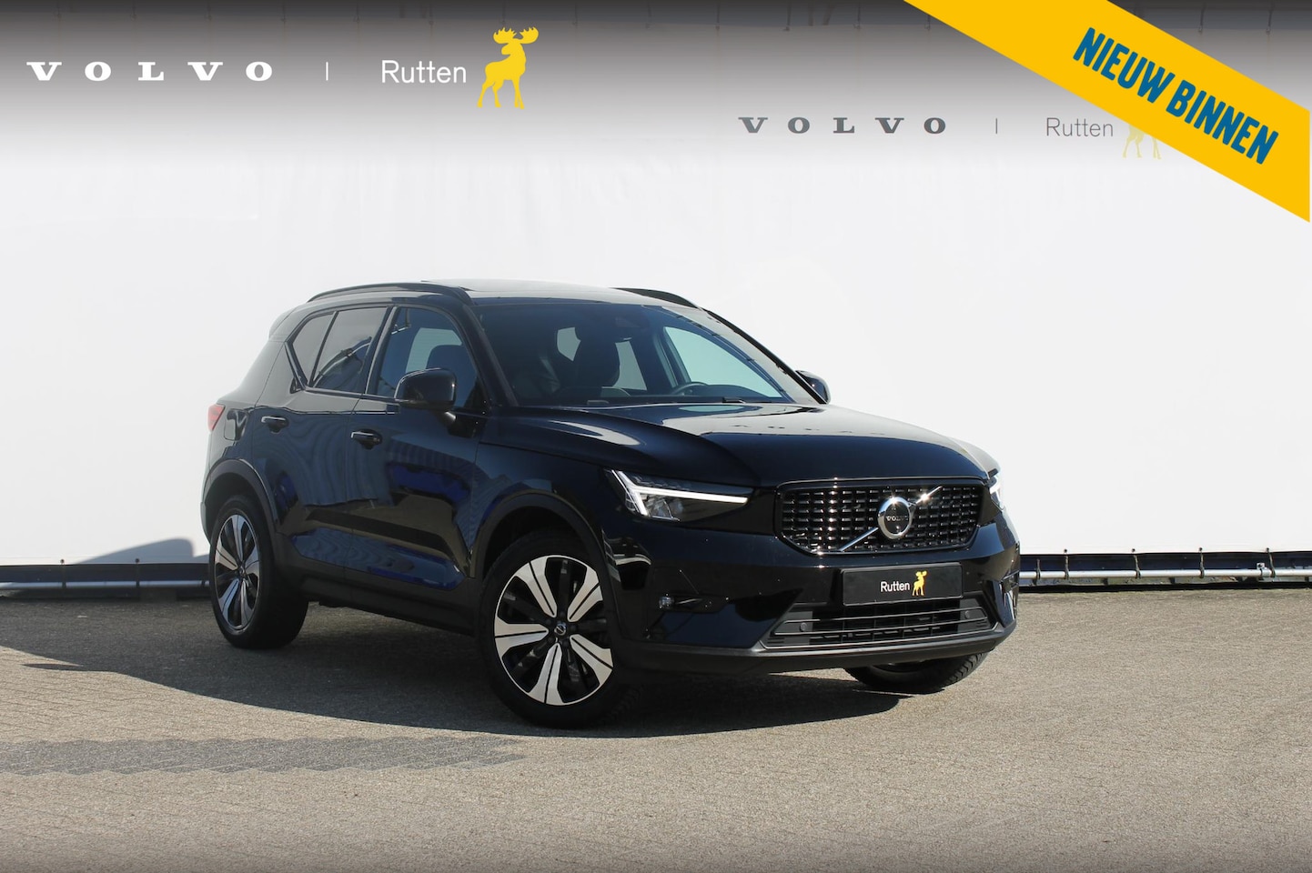 Volvo XC40 - T5 262PK Automaat Recharge R-Design Panoramisch schuif-kanteldak / Voorruit verwarming / H - AutoWereld.nl