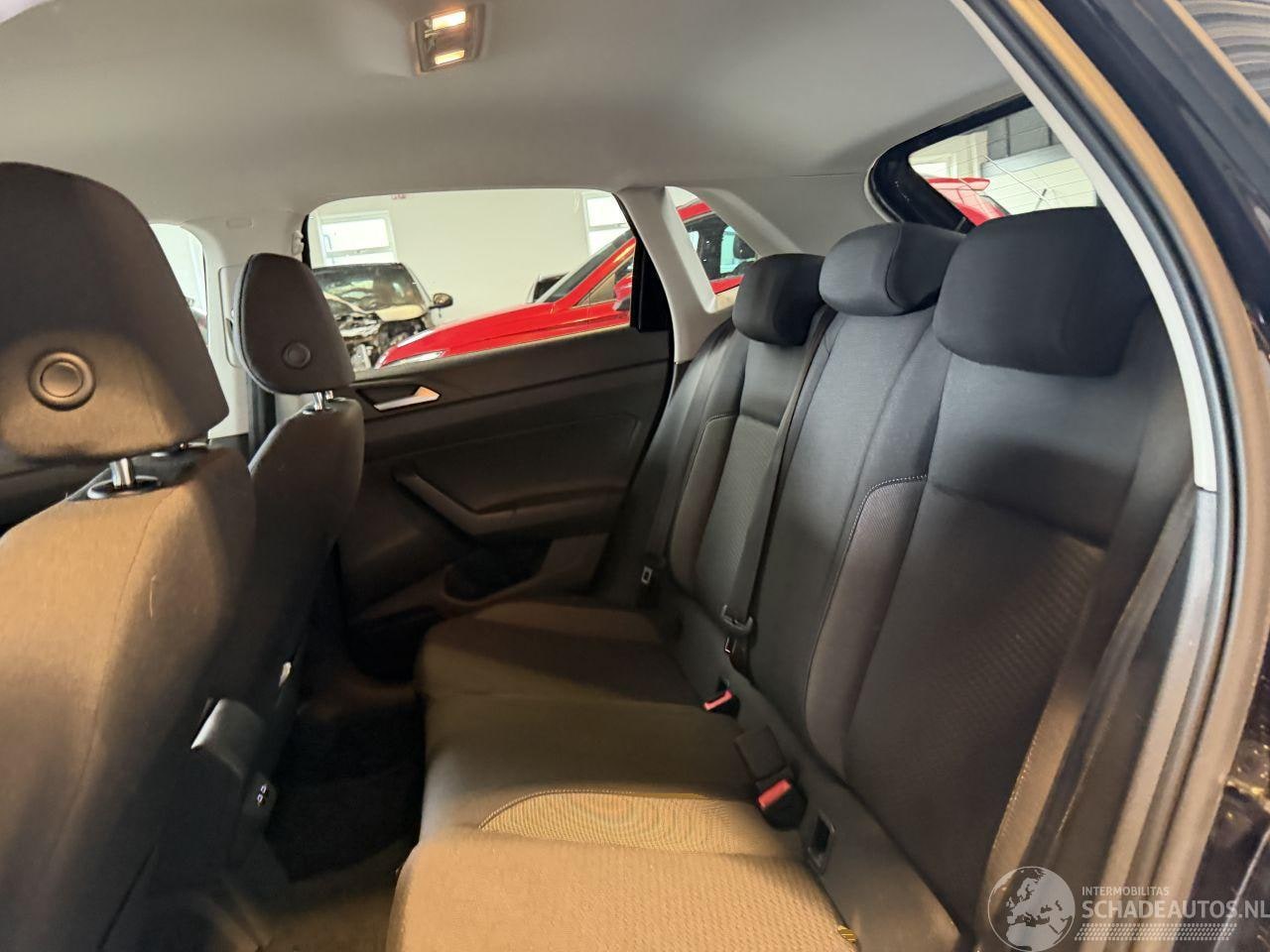 Volkswagen Polo - 1.0 TSI DSG 30.000 KM!