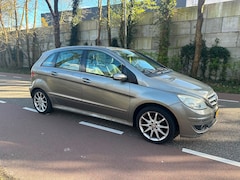 Mercedes-Benz B-klasse - 170 AUTOMAAR AIRCO