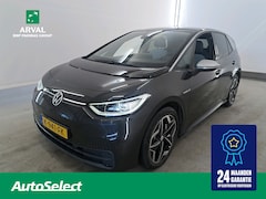 Volkswagen ID.3 - 58 kWh 204pk First Plus | SOH 91% | Apple CarPlay | Camera | PDC V + A | Stoelverwarming |