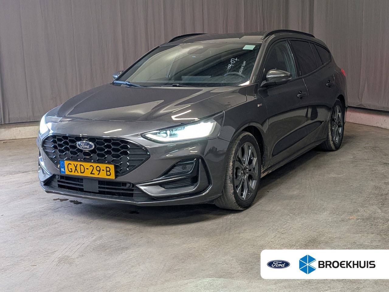 Ford Focus Wagon - 1.0 EcoBoost 155pk Automaat Hybrid ST Line | Winterpack | Sync 4 | Groot Scherm | LED | DA - AutoWereld.nl