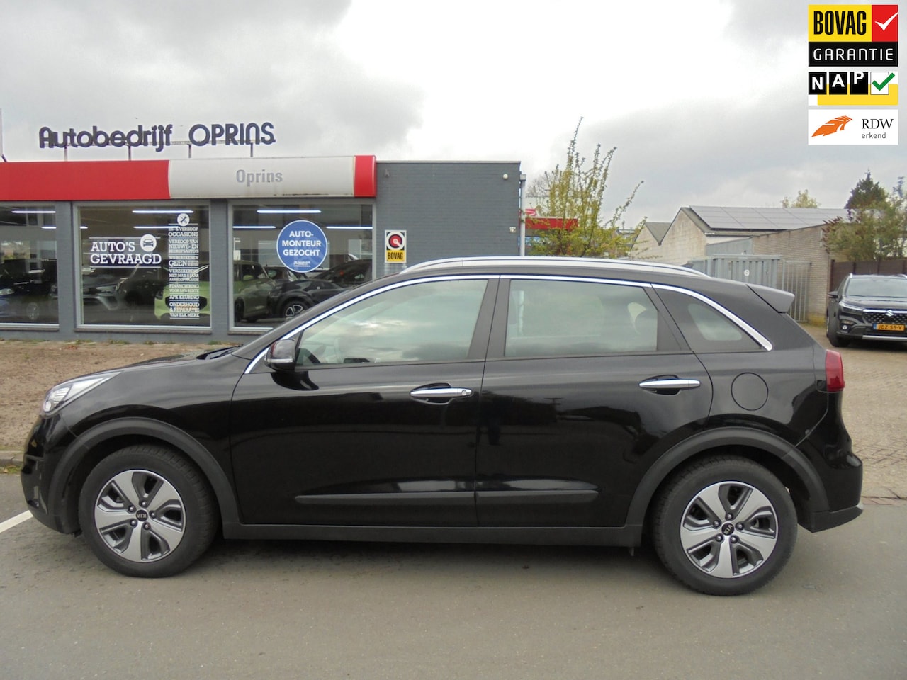 Kia Niro - 1.6 GDi Hybrid DynamicLine 1.6 GDi Hybrid DynamicLine, Incl. Bovag Garantie, NL-Auto, Dealer onderhouden - AutoWereld.nl