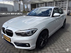 BMW 1-serie - 118i Sport Line Edition | Stoelverwarming | Cruise Control | Parkeersensoren | Navigatie |