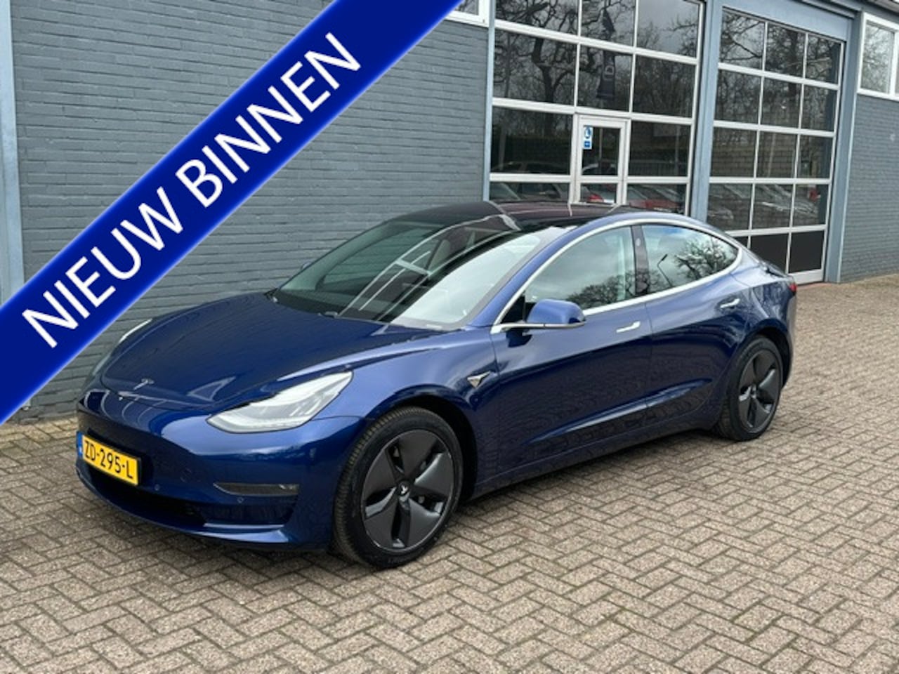 Tesla Model 3 - Long Range RWD Long Range AWD 75 kWh - AutoWereld.nl
