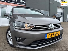 Volkswagen Golf Sportsvan - 1.4 TSI Business Edition in automaat met elec. panoramadak en parkeersensoren en half leer