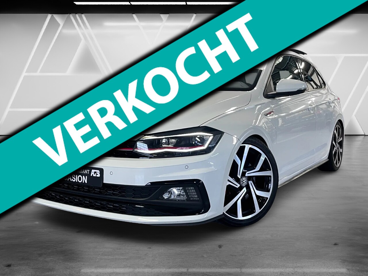 Volkswagen Polo - 2.0 TSI GTI / Automaat/Virtual/Carplay/Pano/ACC - AutoWereld.nl