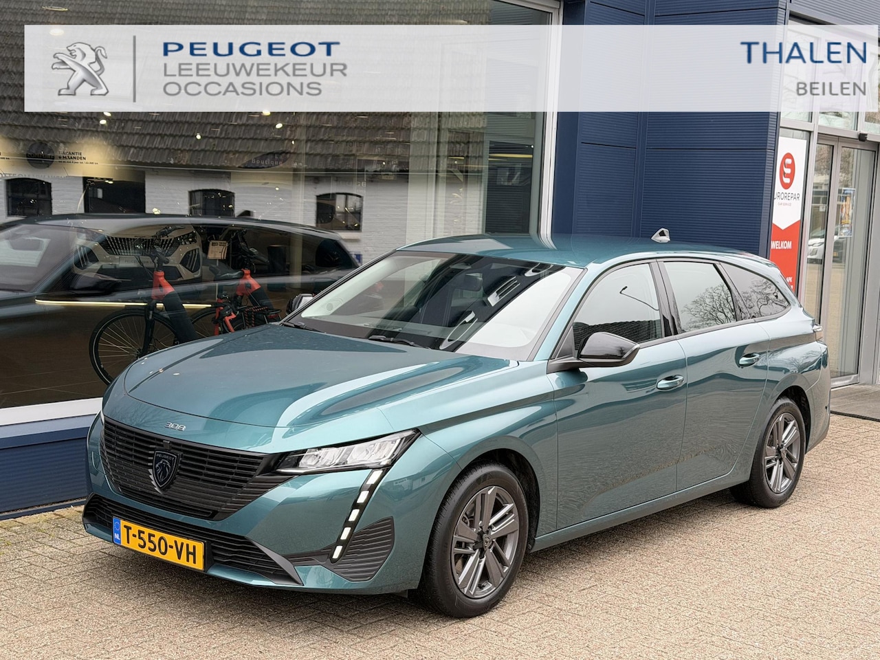Peugeot 308 SW - 1.2 Turbo 130PK Active Pack Business | Trekhaak 1250KG | LED verlichting | Draadloos Apple - AutoWereld.nl