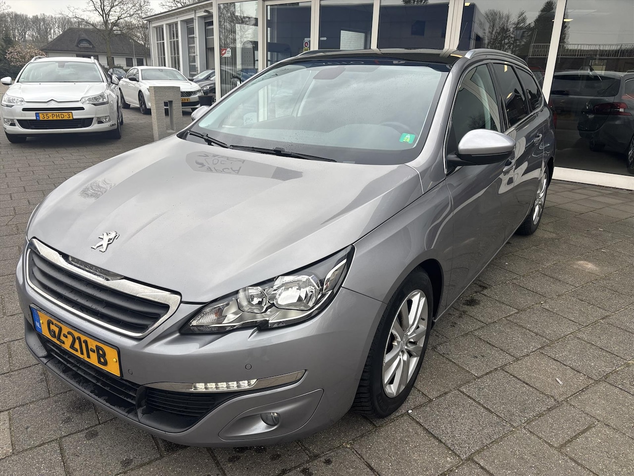 Peugeot 308 SW - 1.6 BlueHDi 120pk Executive - AutoWereld.nl