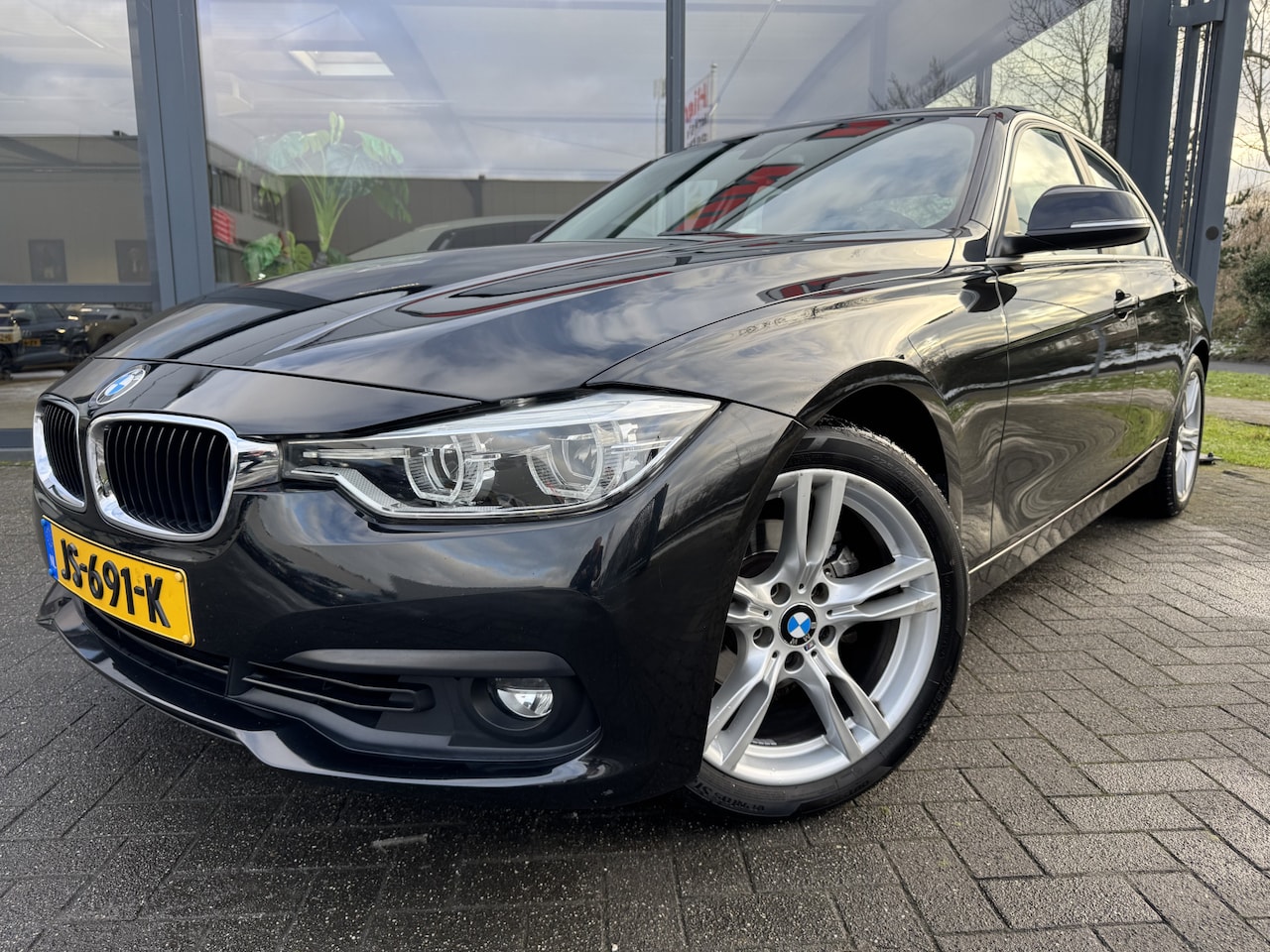 BMW 3-serie - 318i Centennial Executive 318i Centennial Executive - AutoWereld.nl