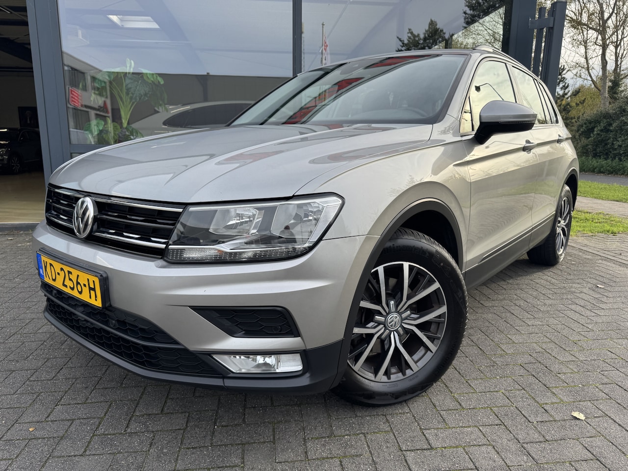 Volkswagen Tiguan - 1.4 TSI Trendline 1.4 TSI Trendline - AutoWereld.nl