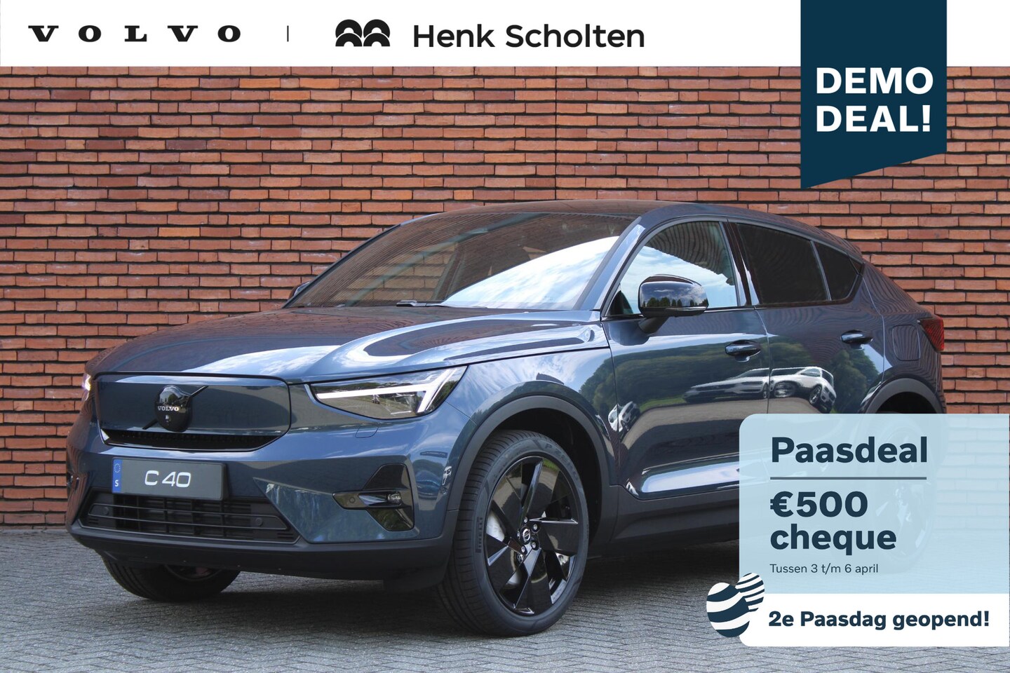 Volvo EC40 - Extended Range Plus Black Edition | Panoramadak | Verwarmbare voorstoelen&stuurwiel | Appl - AutoWereld.nl