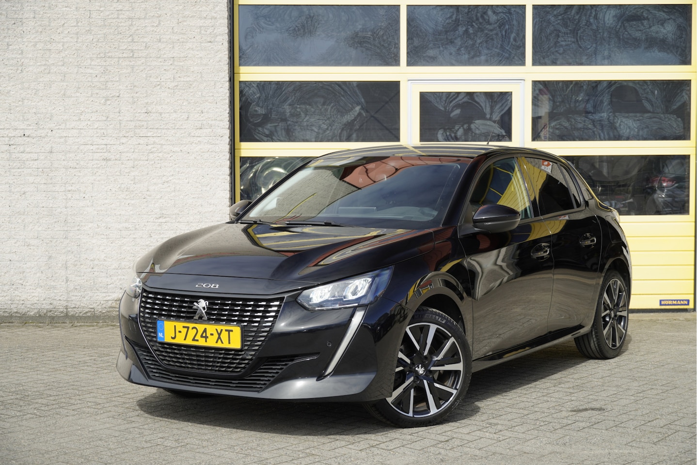 Peugeot 208 - 1.2 PureTech 5drs Blue Lease Allure BJ2020 Lmv 17" | Led V+A | Pdc | Achteruitrijcamera | - AutoWereld.nl
