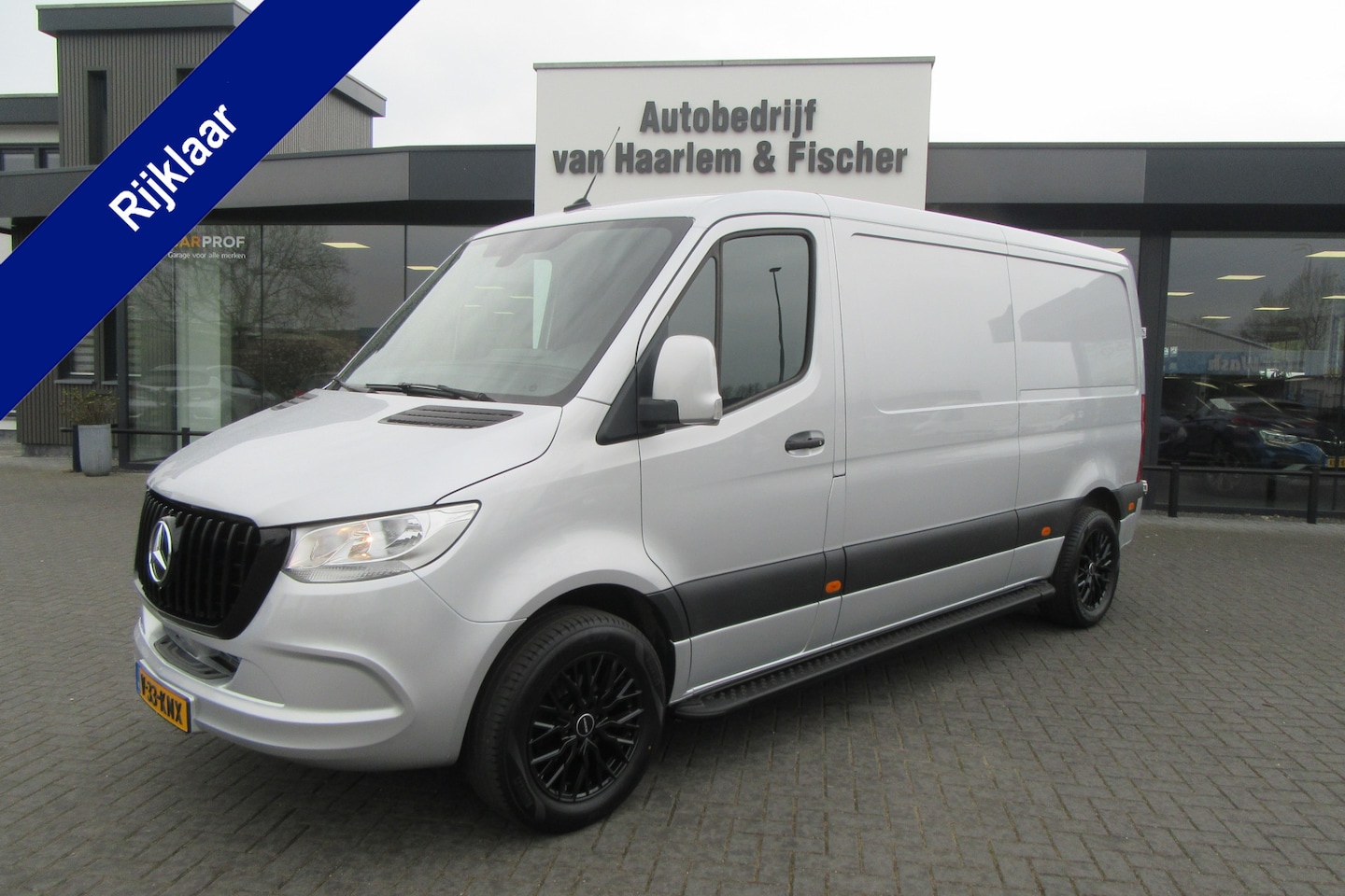 Mercedes-Benz Sprinter - 214 2.2 CDI L2H1 214 2.2 CDI 143 PK L2H1, Airco, Trekhaak - AutoWereld.nl
