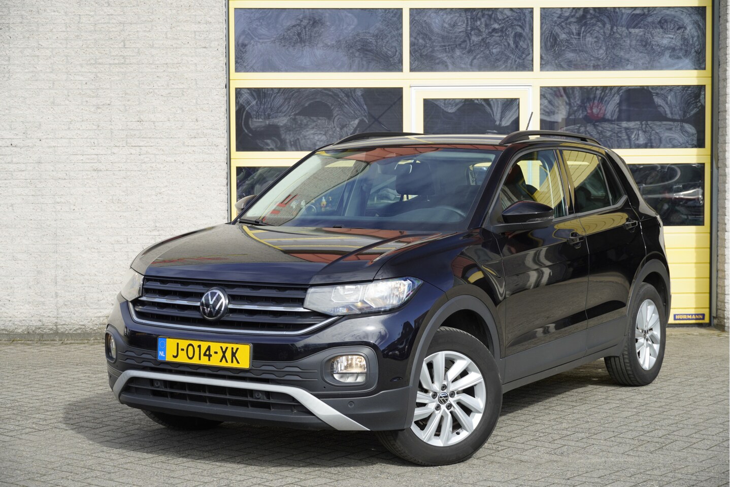 Volkswagen T-Cross - 1.0 TSI Automaat! Life Business BJ2020 Lmv 16" | Led | Pdc | Trekhaak | App-Connect | Navi - AutoWereld.nl