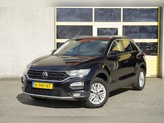 Volkswagen T-Roc - 1.5 TSI 150PK Style Business BJ2021 Lmv 16" | Led | Pdc | Elek. achterklep | App-Connect |